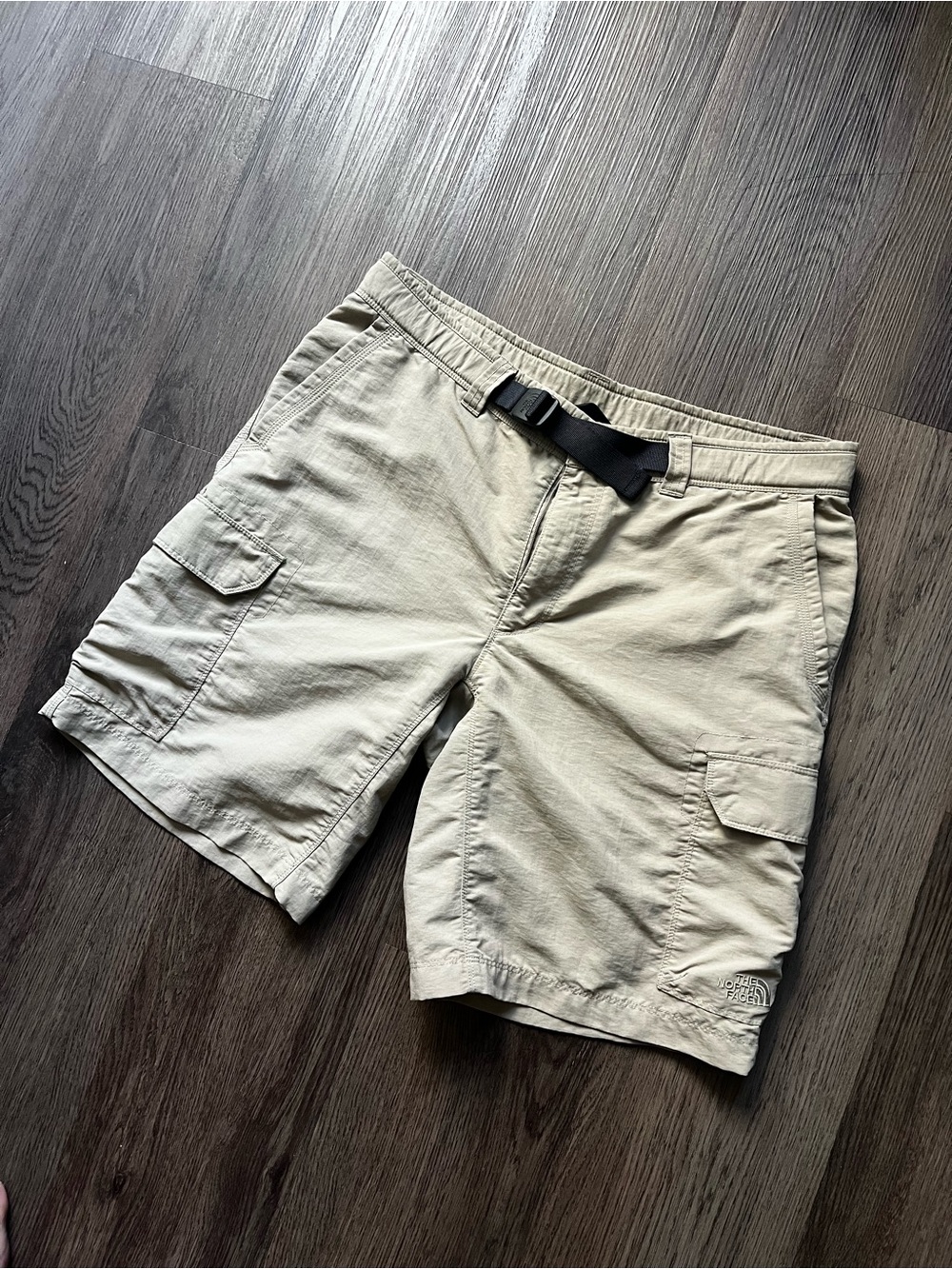 The North Face Men's Tan Cargo Shorts with Black Webbing Belt